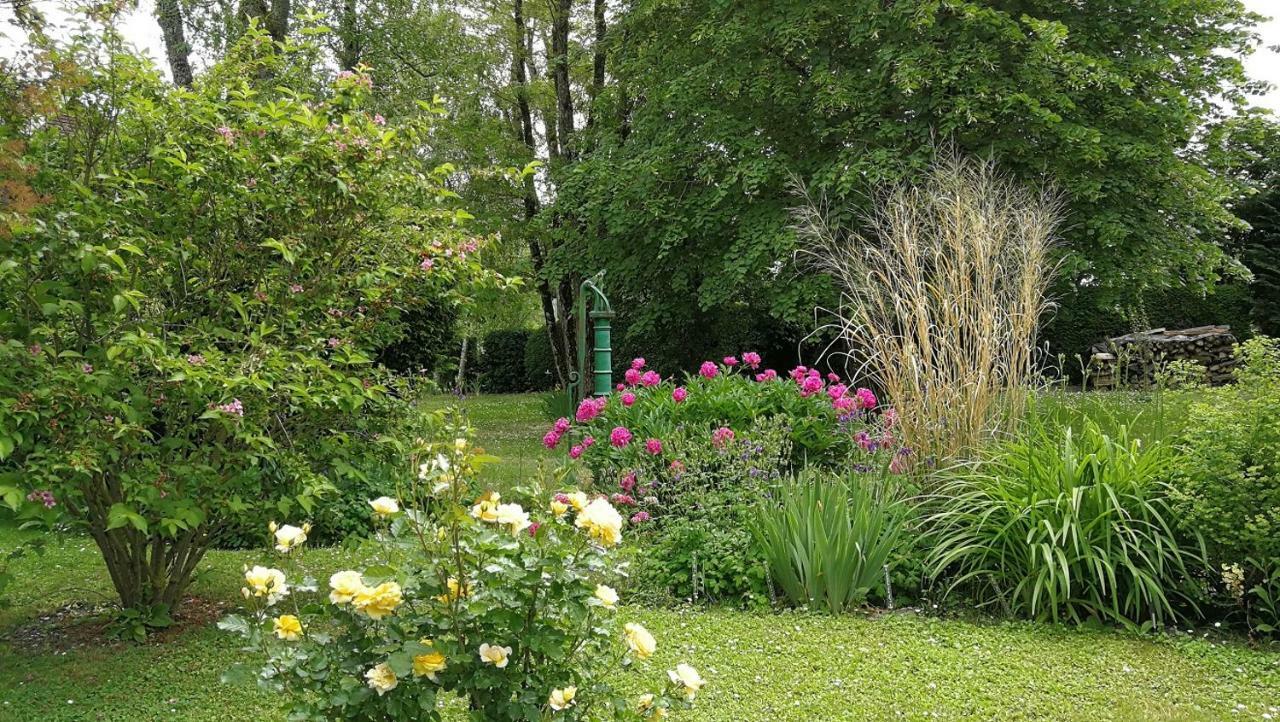 Готель Domaine Du Carouge Lirey Екстер'єр фото